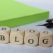 Klocki ułożone w napis blog